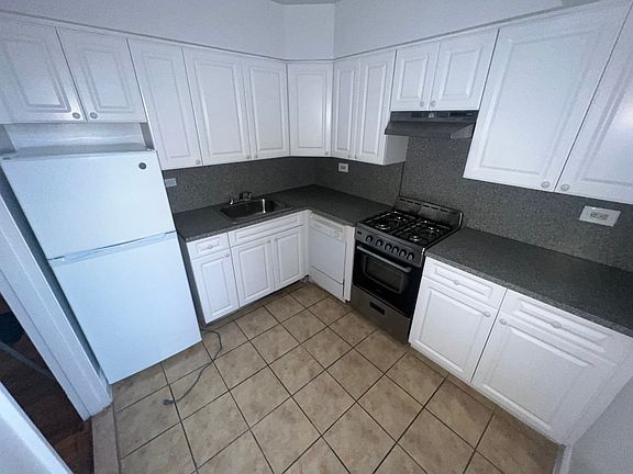 5th image of 14220 41st Ave APT 6D