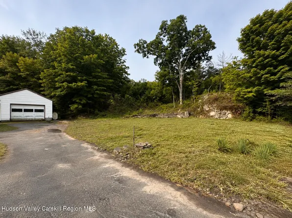 761 New York 212, Saugerties, NY 12477