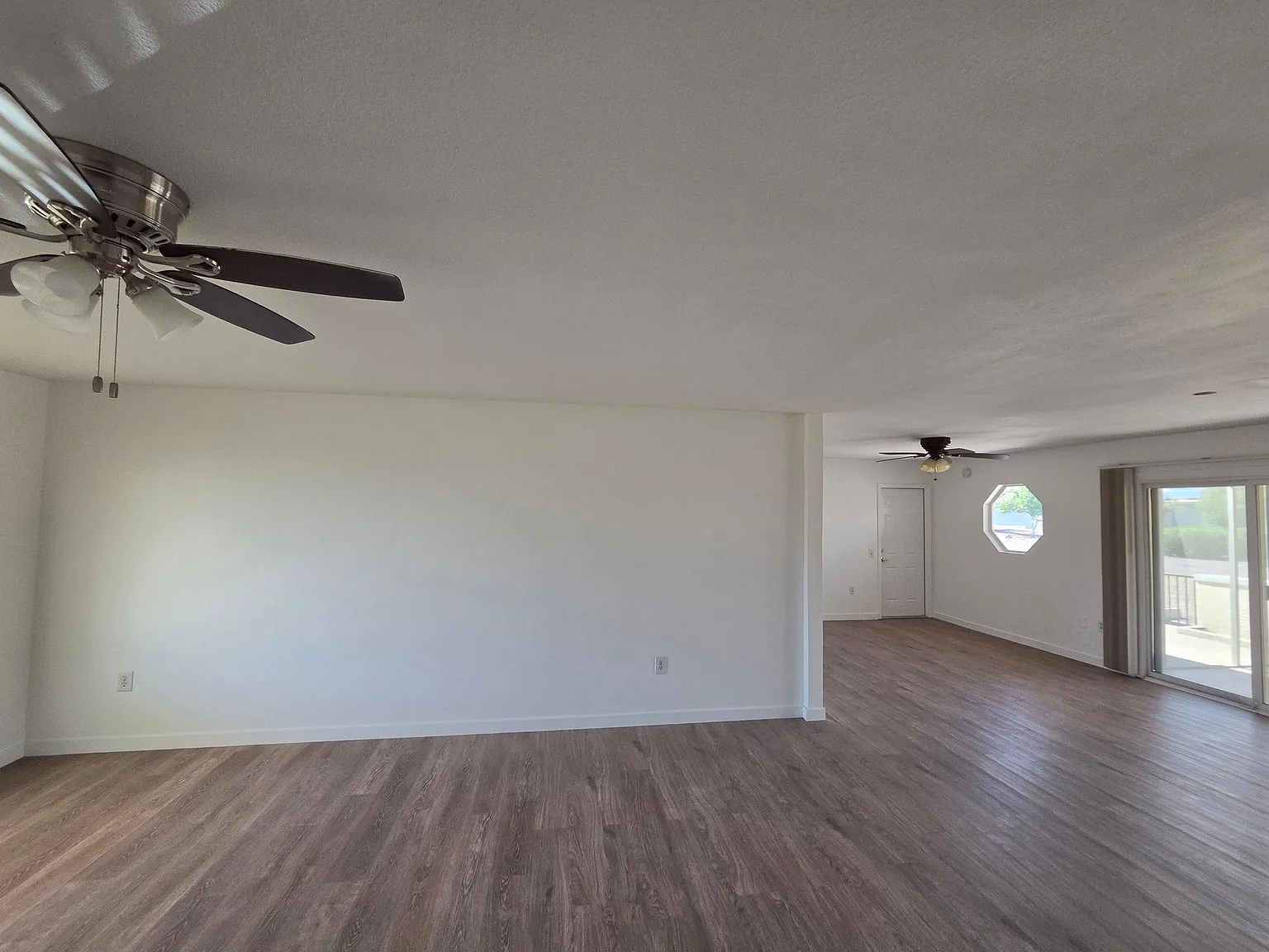 Remodeled 3 BR / 2 BA Sun City Rental - Open Concept & Premium Upgrades — Photo 2