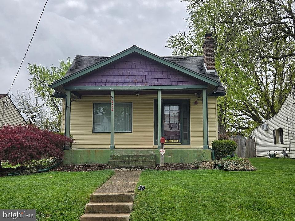 1st image of 424 Woodlawn Ave