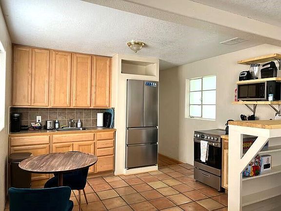 3rd image of 219 N Armijo St