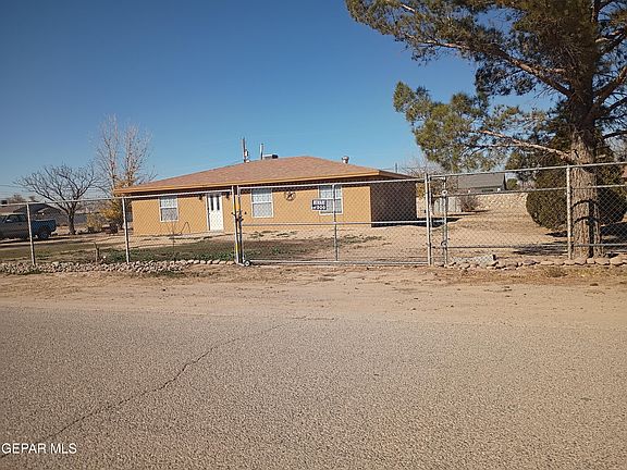 5th image of 695 Fray Vargas Ct