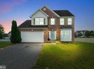 33 Decatur Dr, Bunker Hill, WV 25413