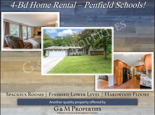 202 Parkview Dr, Rochester, NY 14625