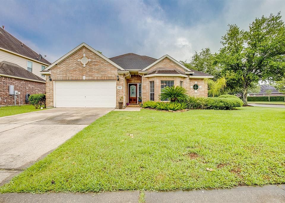 1st image of 4313 Running Pine Dr