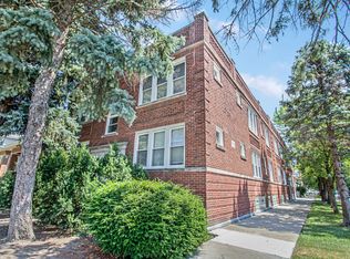 5057 W Roscoe St #1, Chicago, IL 60641