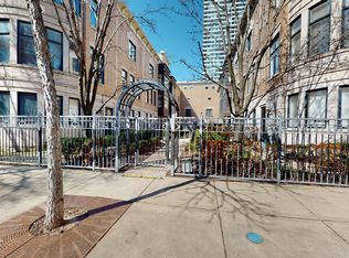 1726 S Indiana Ave, Chicago, IL 60616