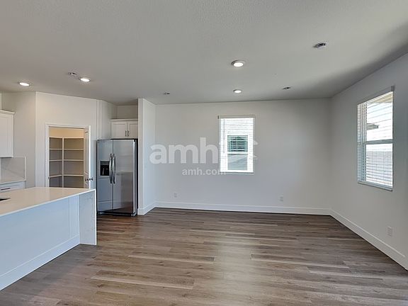 4th image of 5764 Las Vegas Creek St