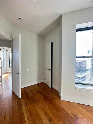 Rented by Cityside Rentals Corp | media 9