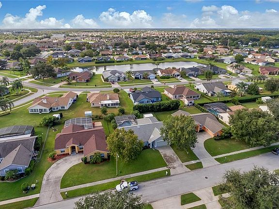 5th image of 2307 Gina Anne Ct
