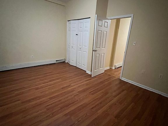 4th image of 4422 Sansom St Floor 2