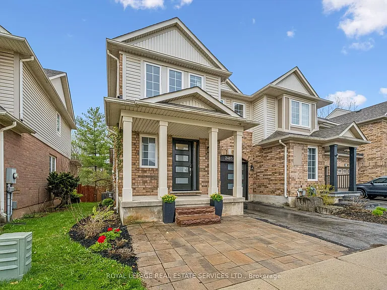 2485 Wooden Hill Cir — Photo 3