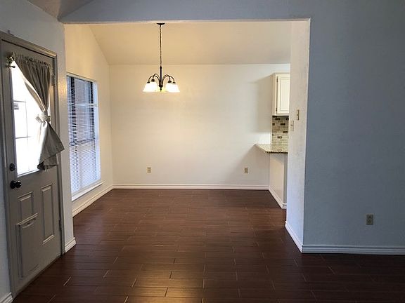 5th image of 4341 Bluebonnet Ct