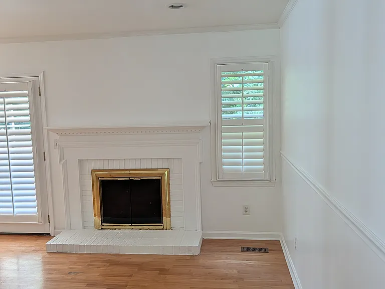 959 Foxborough Rd — Photo 22