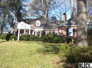 207 Hibriten Ave SW, Lenoir, NC 28645