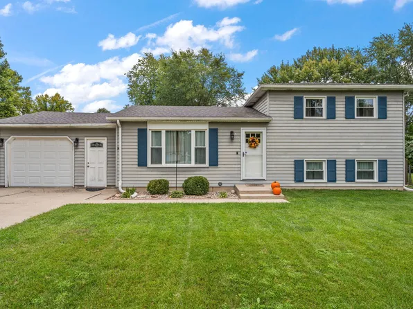 637 Joe Martin Rd, Lowell, IN 46356