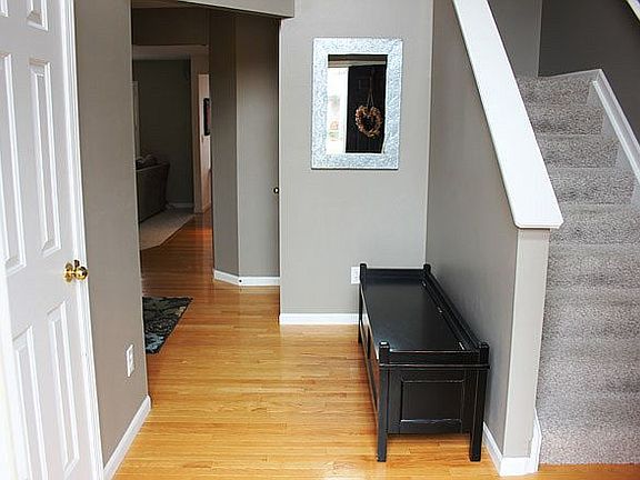 3rd image of 5636 Newington Dr