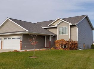 1312 Augusta Dr, Mankato, MN 56001