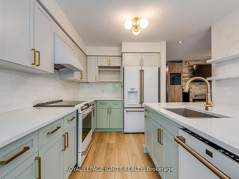 64 Templewood Dr — Photo 13