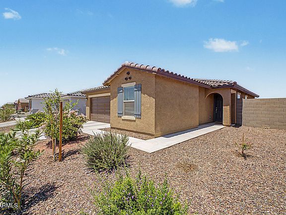 3rd image of 2928 W ESTES Way