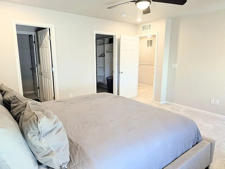387 Courtfield Way — Photo 8
