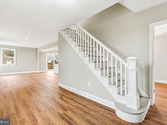 4th image of 8000 Oakleigh Rd