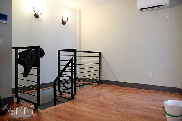 Rented by Rennit Inc. | media 30