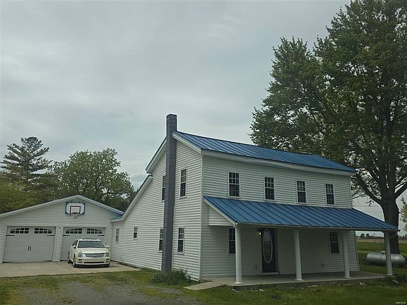 3rd image of 10218 Dog Creek Rd