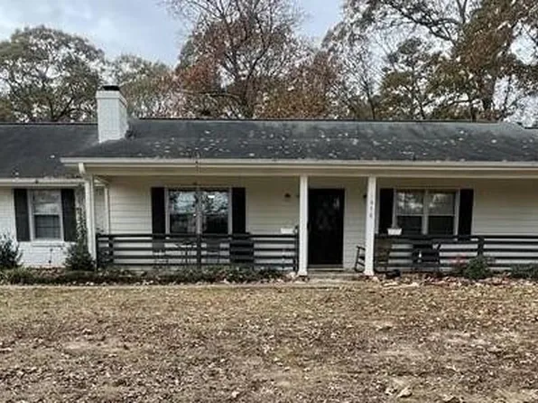 1678 Christian Cir SE, Conyers, GA 30013