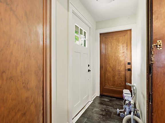 5th image of 208-208 S Adams St #210-S
