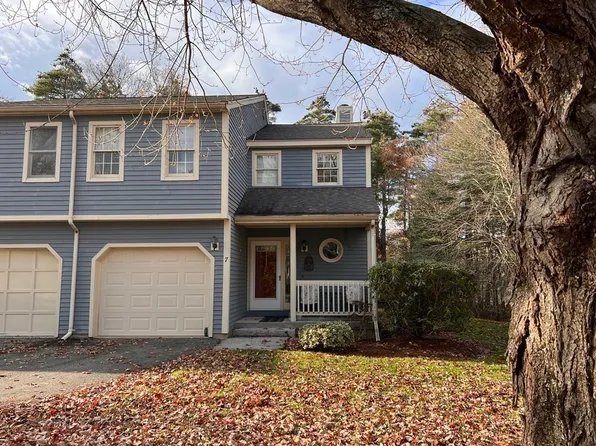 7 Village Grn, Sturbridge, MA 01566