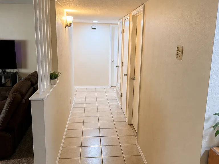 11504 Phoenix Ave NE — Photo 38