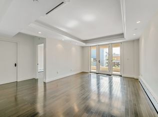 30-11 21st St #4D, Astoria, NY 11102