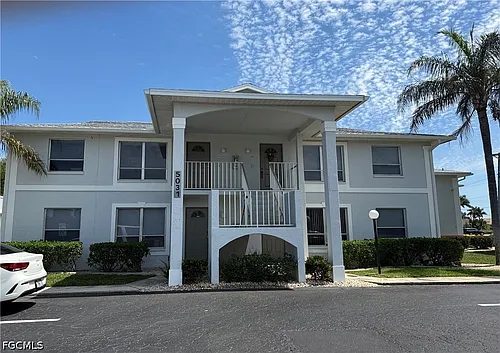 5031 SW 16th Pl #101 Photo 1