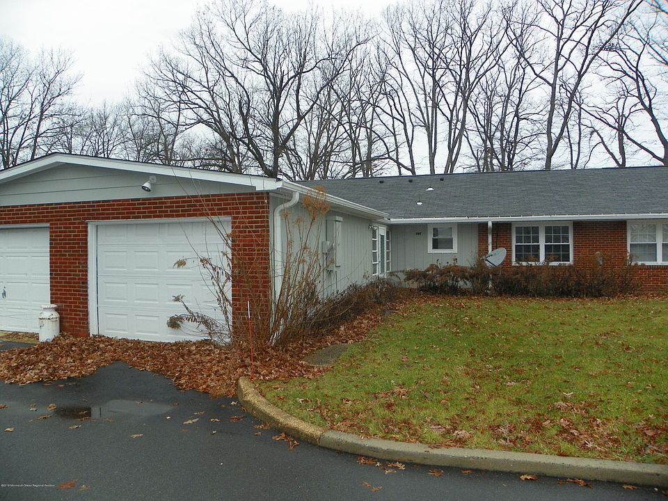 1st image of 68C Dorchester Dr