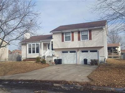85 Oak St, Garden City, MO, 64747