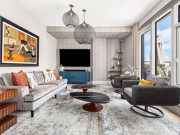 2nd image of 308 N 7th St #6C