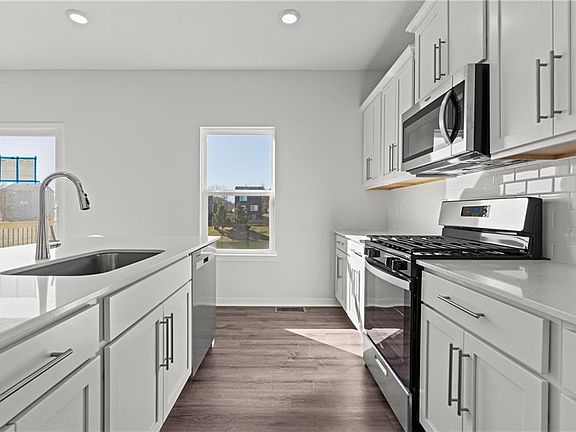 7th image of this home