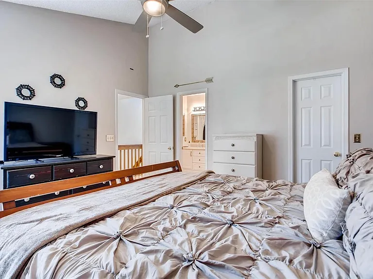 1470 S Quebec Way #138 — Photo 8