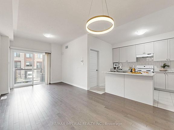 3rd image of 108 Bravo Ln
