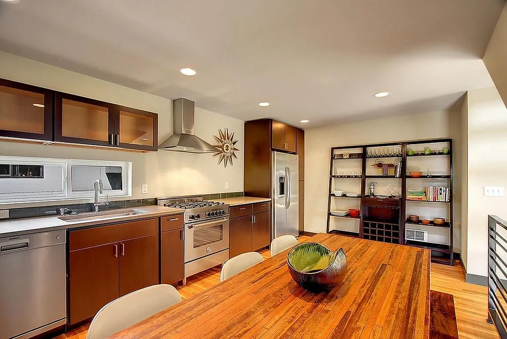 705-827 NW 52nd St #b, Seattle, WA 98107 - 1 — Photo 3