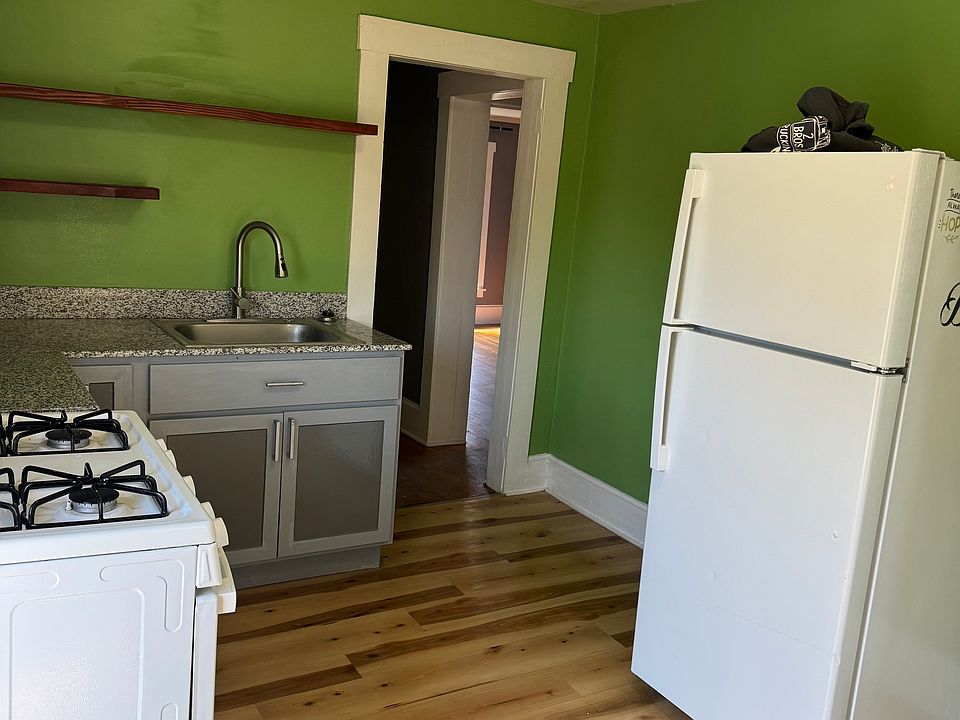 1st image of 317 Erie St Floor 2