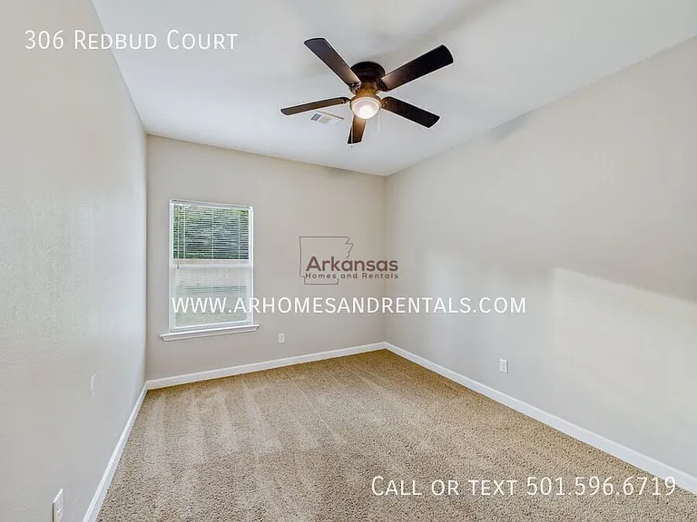 306 Redbud Ct — Photo 11