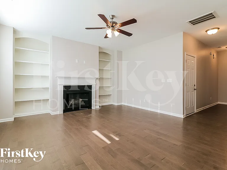 25 Griffith Pl — Photo 4