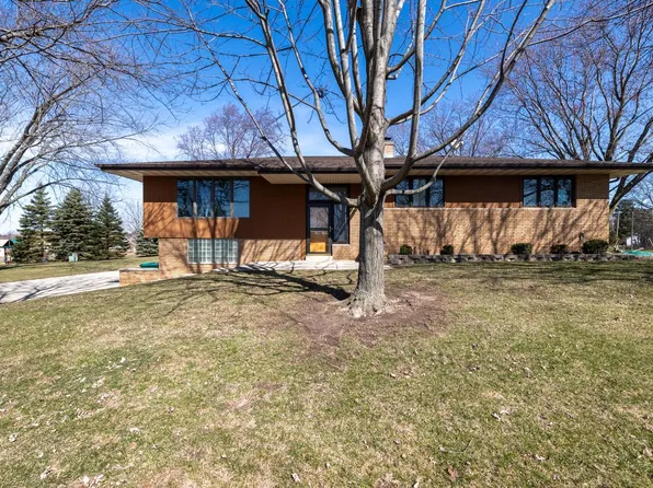 W174N9886 Wendy LANE, Germantown, WI 53022