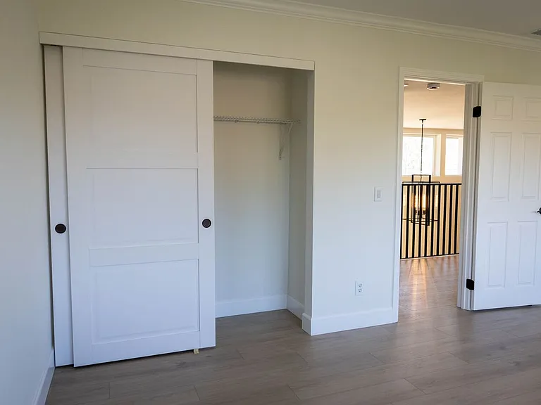 1552 Brentford Ave — Photo 27