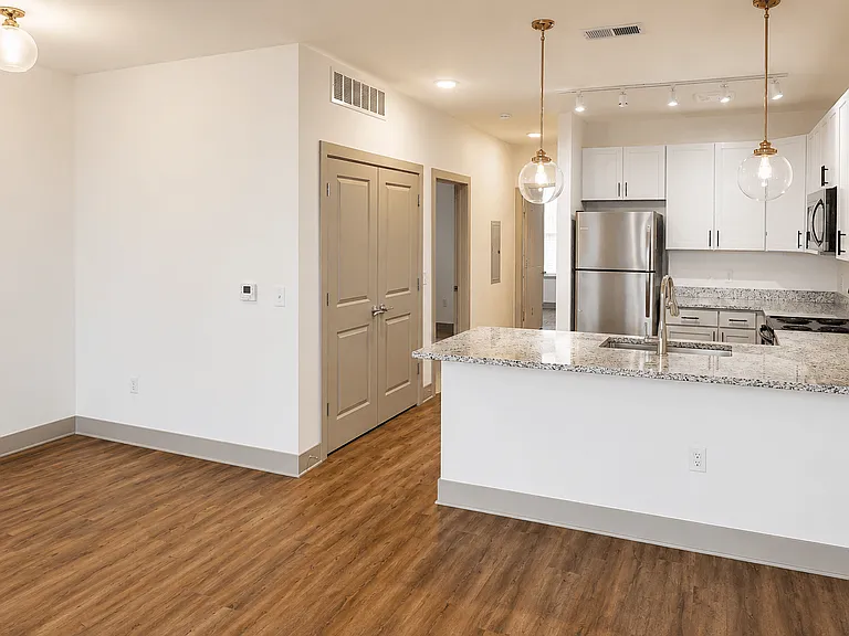 Parkview Apartments — Photo 53
