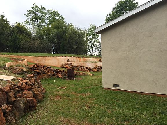 3rd image of 14635 La Place Ln