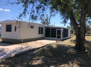 1300 Seahorse Ln, Englewood, FL 34224