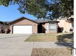 1289 Cottonwood St, Tulare, CA 93274